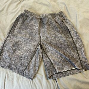 Lululemon Mens shorts size M
